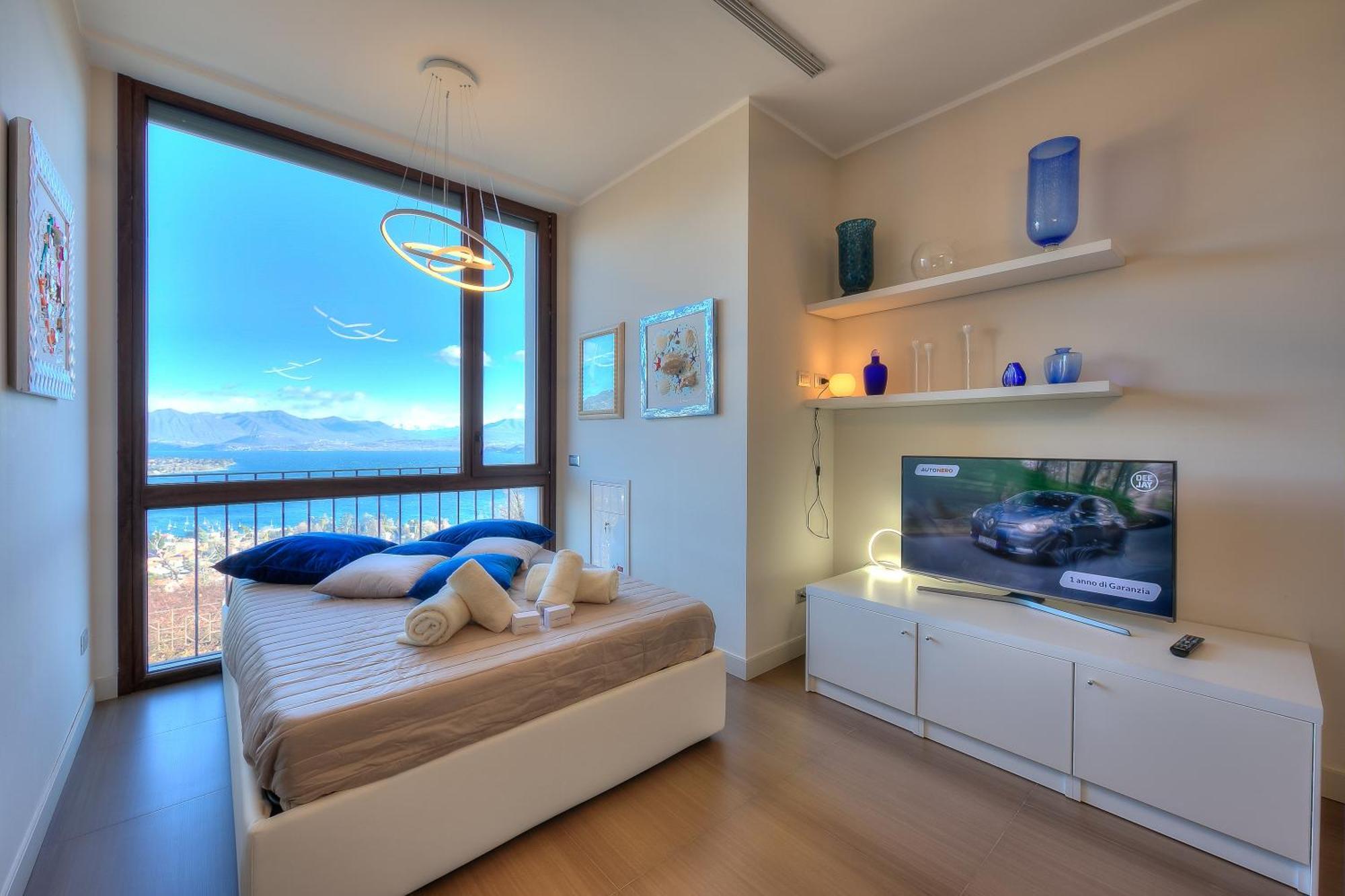 Suite On The Lake - Happy Rentals Мейна Экстерьер фото