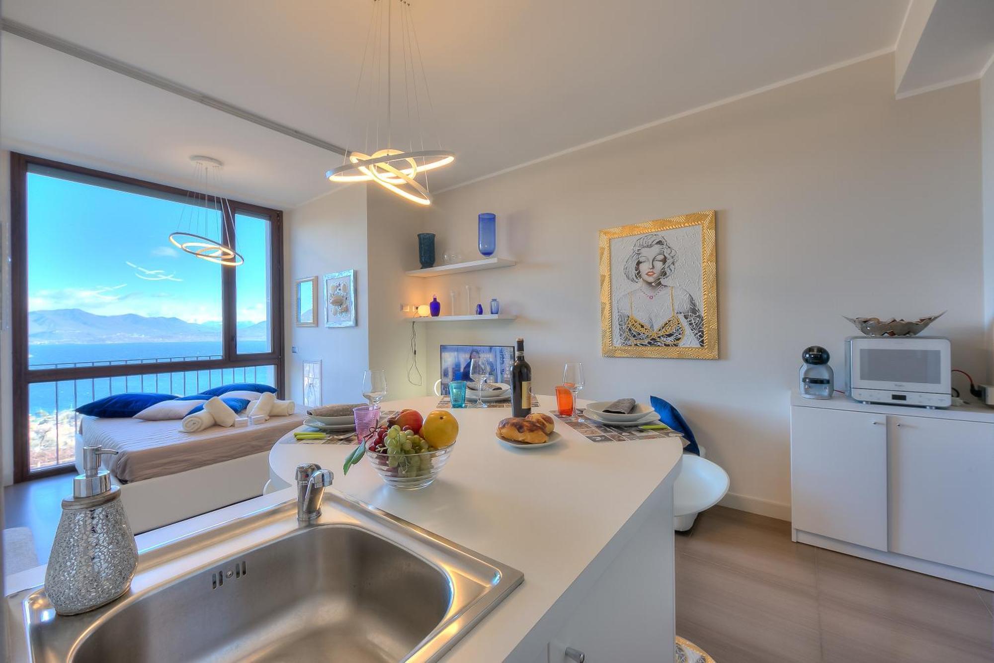 Suite On The Lake - Happy Rentals Мейна Экстерьер фото